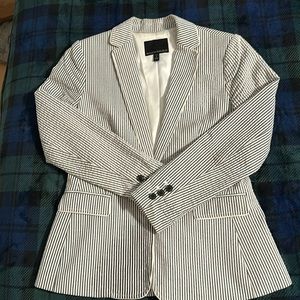 Banana Republic pinstripe blazer - Size 2 - GUC